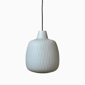Lampada a sospensione Bergamo in vetro opalino bianco di Aloys Gangkofner per Peill & Putzler, anni '60
