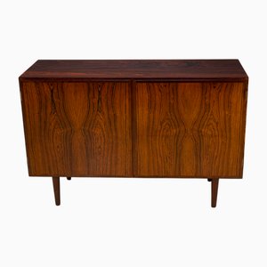 Credenza piccola in palissandro di Gunni Omann per Omann Jun, Danimarca, anni '60