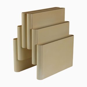 White Model 4675 Magazine Rack attributed to Giotto Stoppino for Kartell