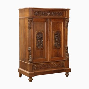 Antiker Neorenaissance Schrank aus Nussholz, Italien, 19. Jh.