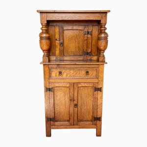 Englischer Schmaler Hofschrank aus Heller Eiche, 1870er