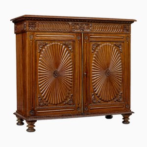Mueble de padouk angloindio de mediados del siglo XIX, década de 1860