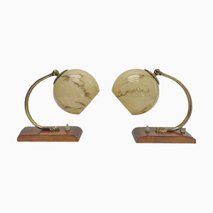 Österreichische Art Deco Nachttischlampen aus Nussholz & Glas, 1930er, 2er Set