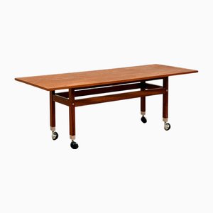 Petite Table Basse en Teck, Suède, 1950s-1960s