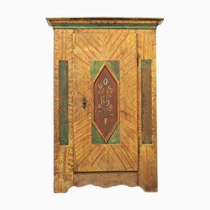 Bemalter Volkskunst-Brautschrank