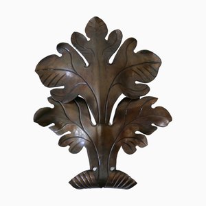 Lampada da parete Mid-Century moderna in ottone con foglie di quercia, anni '60