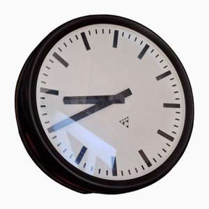 Electric Clock from Pragotron