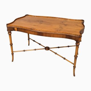Serpentinen Couchtisch aus Eibenholz, 1920er