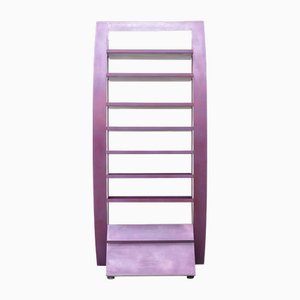 Libreria viola in metallo di CMP&P Milano