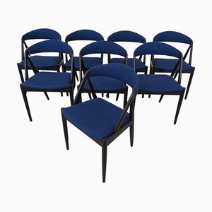 Sillas de comedor ebonizadas completamente restauradas de Kai Kristiansen, años 60. Juego de 8