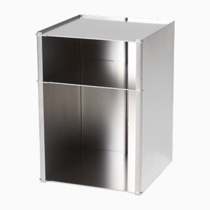 Mesa auxiliar de aluminio, década de 2010