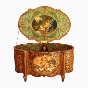 Große Intarsienbox im Louis XV-Stil