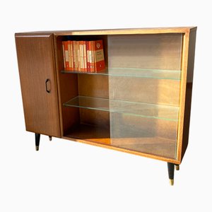Bibliothèque Vintage avec Portes Coulissantes en Verre par Turnidge