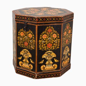 Cave Antique du 19ème Siècle, Anglo-Indienne en Papier Mâché, Inde