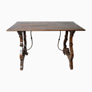 Antique Table in Solid Walnut, Naples, Early 18th Century