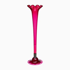 Grand Verre Soufflé Rubis en Forme de Trompette de Whitefriars