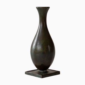 Jarrón Grace sueco / Art Déco de bronce de GAB Guldsmedsaktiebolaget, Suecia, años 30