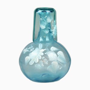 Antike Mary Gregory Karaffe mit Glas und Blumendekor, 2 . Set