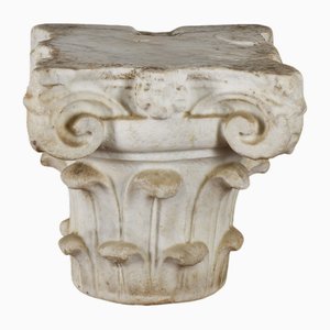 Petite Colonne en Pierre de Style Antique