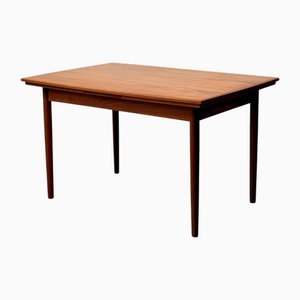 Mesa de comedor danesa vintage de teca, años 50