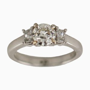 750 Gold Ring in Art Deco Style with Three Diamonds