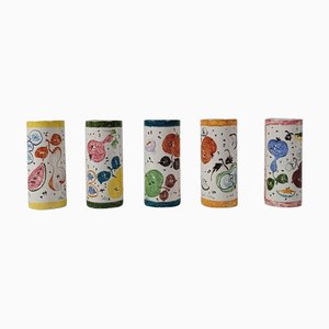 Vasos de cerámica con decoración de frutas pintadas a mano, Italia, años 50. Juego de 5