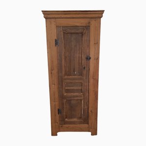Parisian Wardrobe in Fir