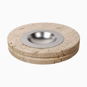 Posacenere rotondo vintage in travertino intagliato e acciaio, Italia, anni '70