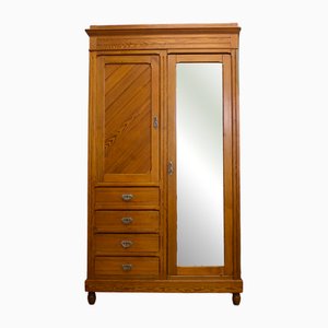 Antiker Schrank aus Kiefernholz, 1900er