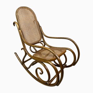 Sedia a dondolo di Michael Thonet per Thonet, fine XIX secolo