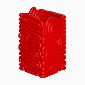 Noodle Vase by Gast Studio