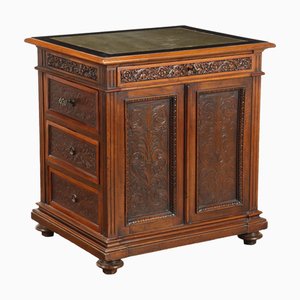 Geschnitzter Schreibtisch im Tudor-Stil