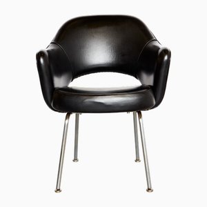 Silla de conferencias no 71 de Eero Saarinen para Knoll International, años 70