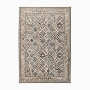 Middle Eastern Hand-Knotted Nain Rug