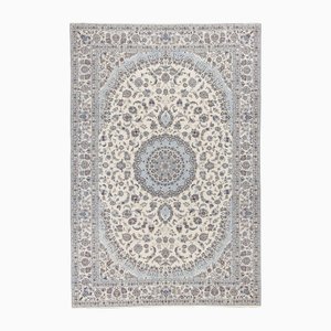 Middle Eastern Hand-Knotted Nain Rug