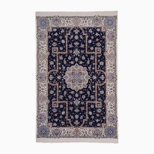 Tapis noué à la main à motifs floraux Nain