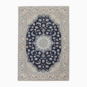 Tapis fait main à motif floral Nain