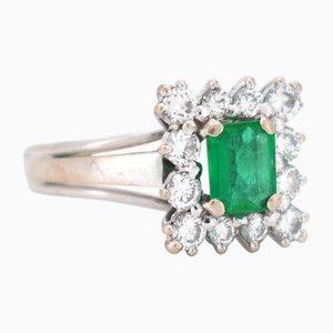 Anillo vintage de esmeralda y diamantes, años 70