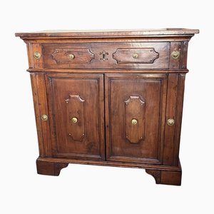 Credenza in stile Luigi XIII in noce, XVIII secolo