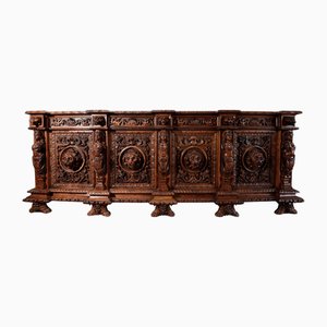 Credenza intagliata, XIX secolo