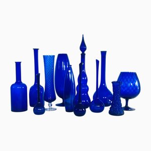 Vasi e decanter vintage in vetro blu, anni '60, set di 12