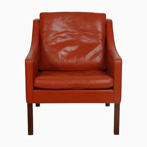 Poltrona nr. 2207 in pelle color cognac di Børge Mogensen, anni '80