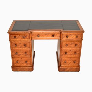 Scrivania vittoriana in legno satinato con ripiano in pelle, metà XIX secolo