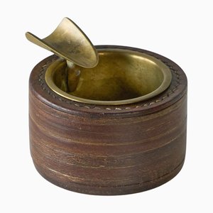 Mid-Century Modern Aschenbecher aus Leder & patiniertem Messing, 1960er