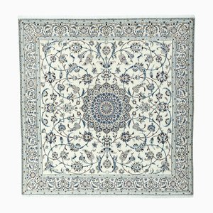 Nain Hand-Knotted Rug in Virgin Wool