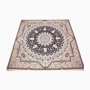 Alfombra Nain tejida a mano con estampado floral