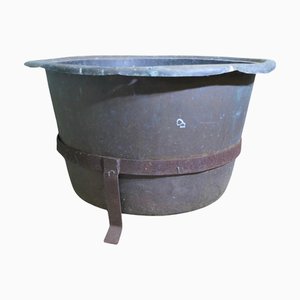 Schwerer Holzbehälter aus Kupfer und Schmiedeeisen