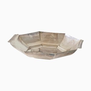 Scodella ottagonale Art Déco in ottone martellato a mano e placcato in argento, anni '30