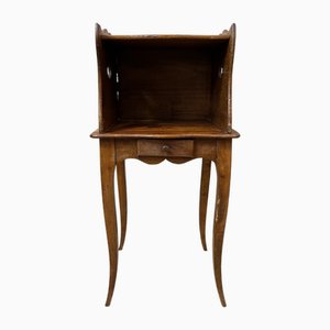 Mesita de noche Luis XV pequeña de madera, años 50