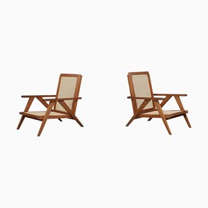Französische Mid-Century Modern Teak & Rohrgeflecht Sessel von Charlotte Perriand, 1950er, 2er Set